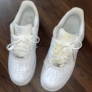 Women’s Air Force 1’s